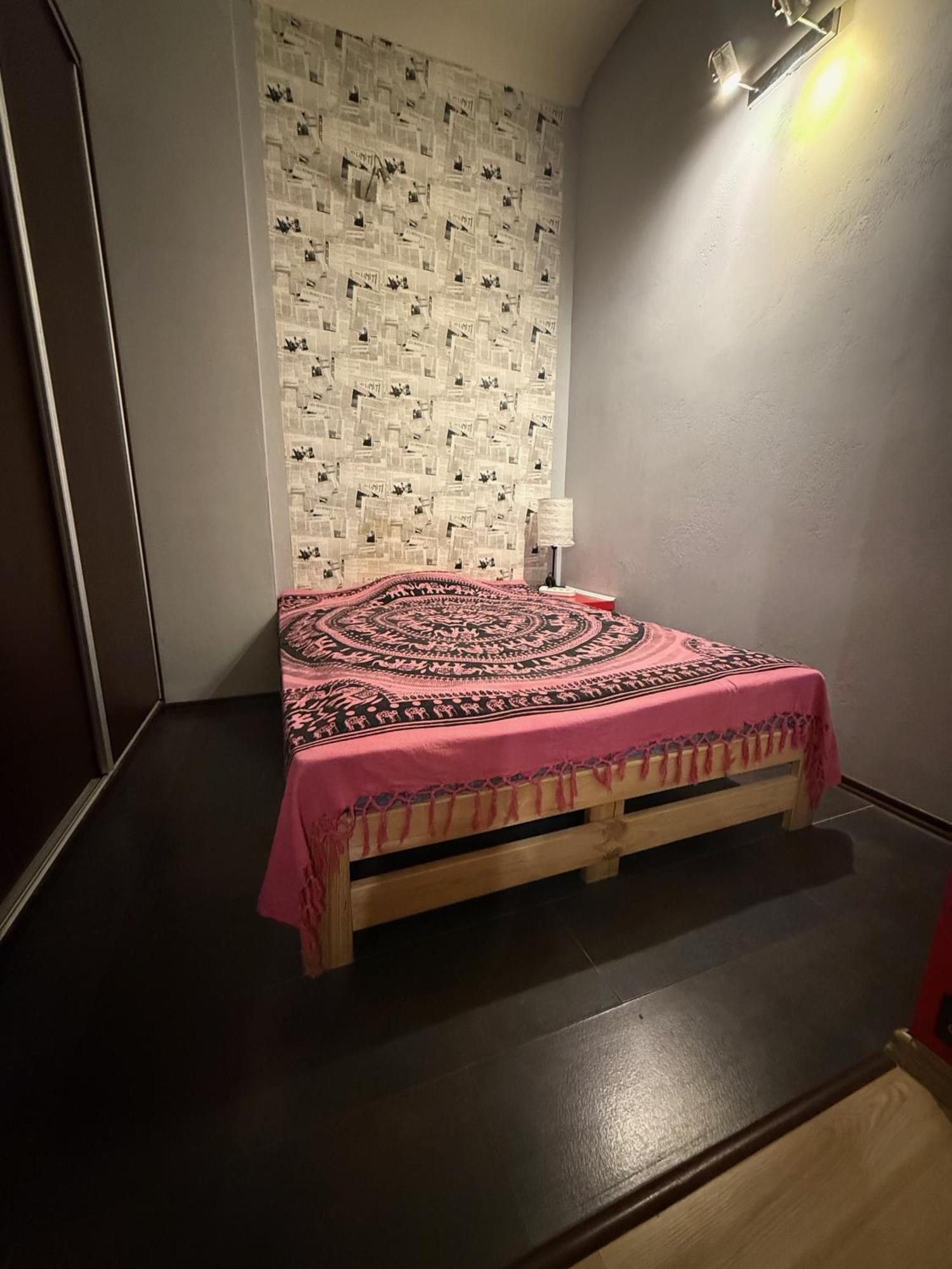Studio Red And White Apartment Lodź Bagian luar foto